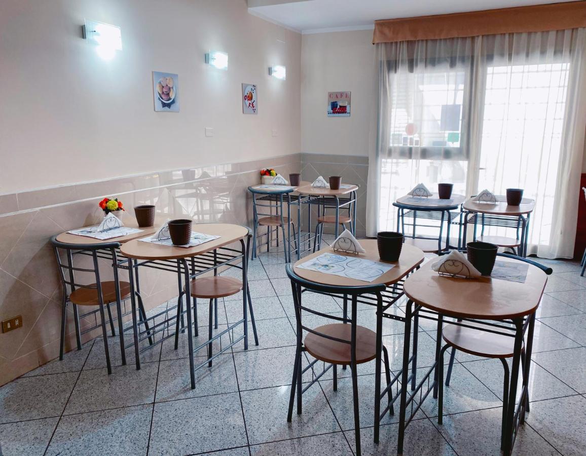 Hotel Colombo Napoli Esterno foto